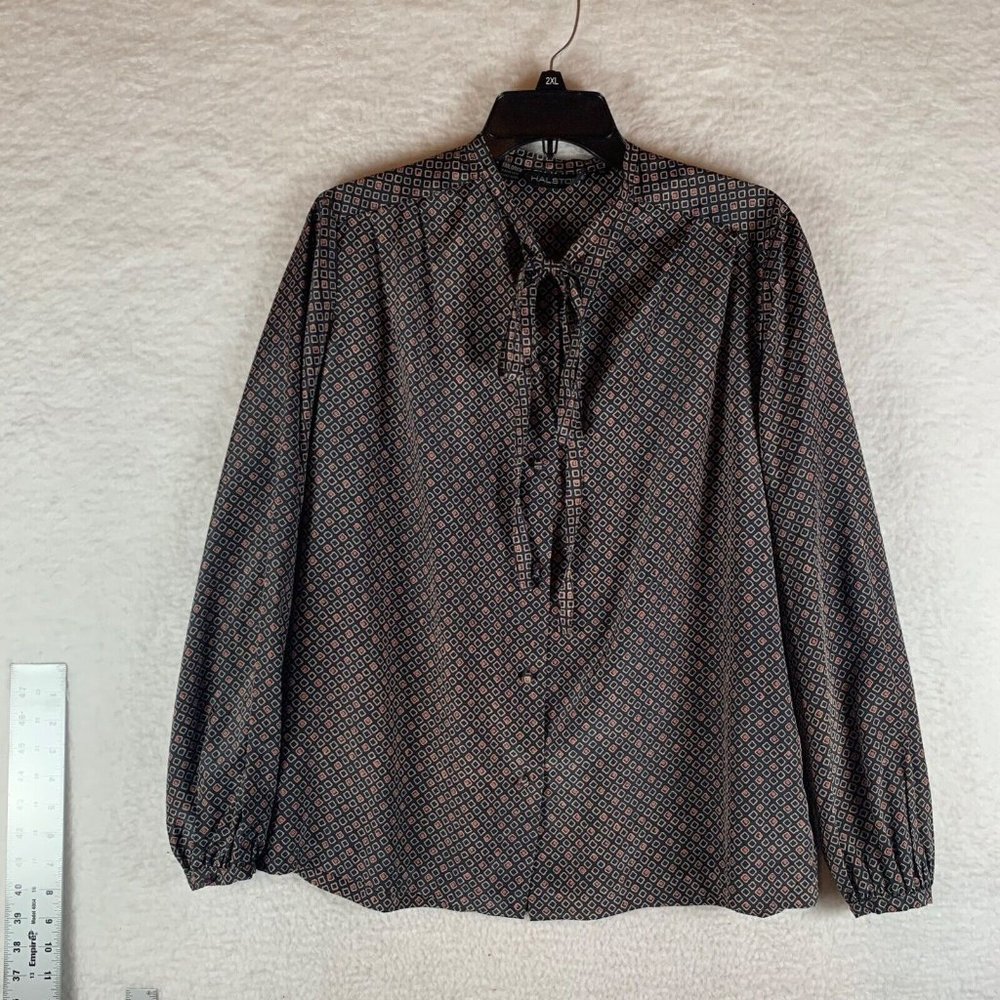 Halston VI Women's Long Sleeve Tie Neck Brown Diamond Print Blouse Size 10 8479
